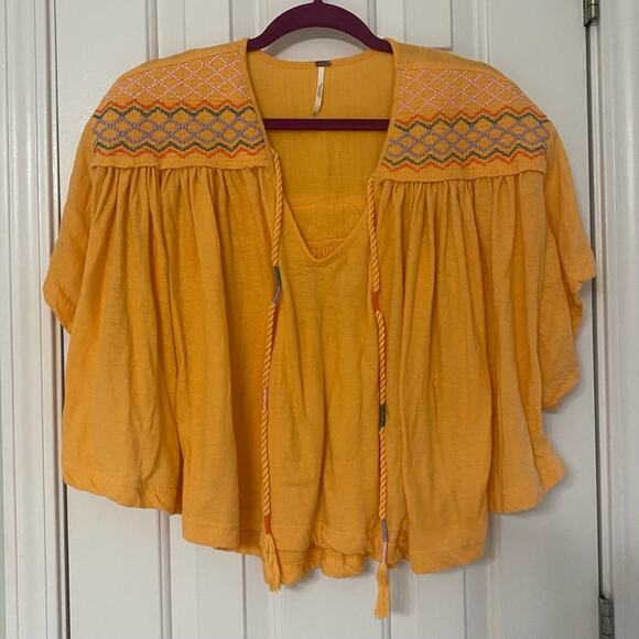FREE PEOPLE • Gold Market Embroidery Trim Tassel Toe V-Neck Short Sleeve Top - Picture 3 of 8